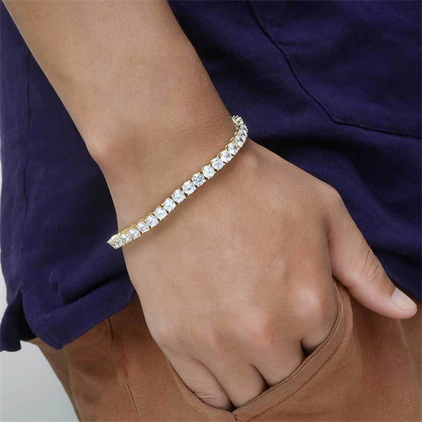 Cubic Zirconia Tennis Chain Bracelet – Bold Gold Look for Streetwear Lovers