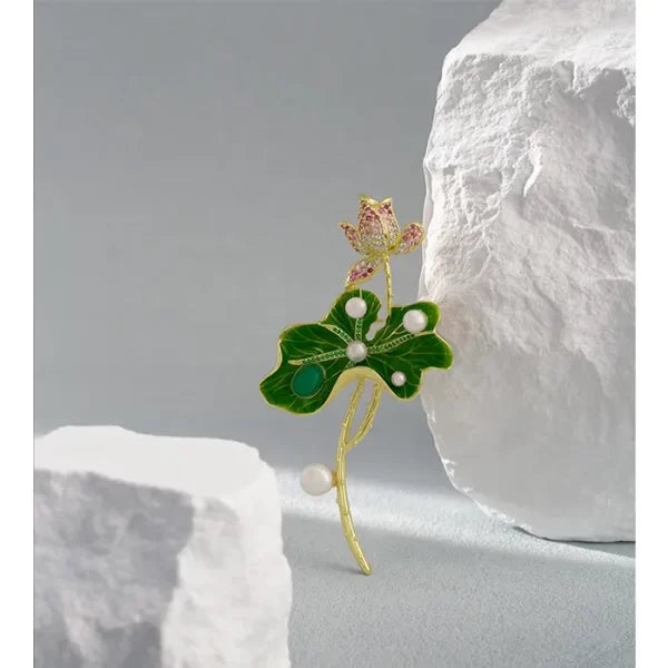 Women’s Elegant Lotus Brooch