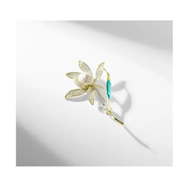 Women’s Floral Brooch Freshwater Simulated Pearl Brooch